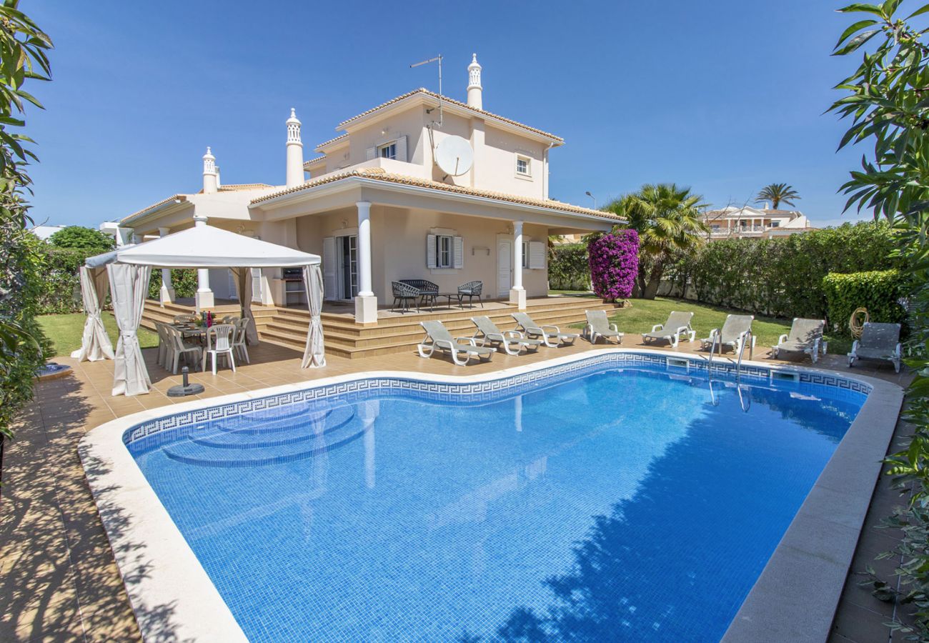 Villa en Albufeira - Villa Tulipa