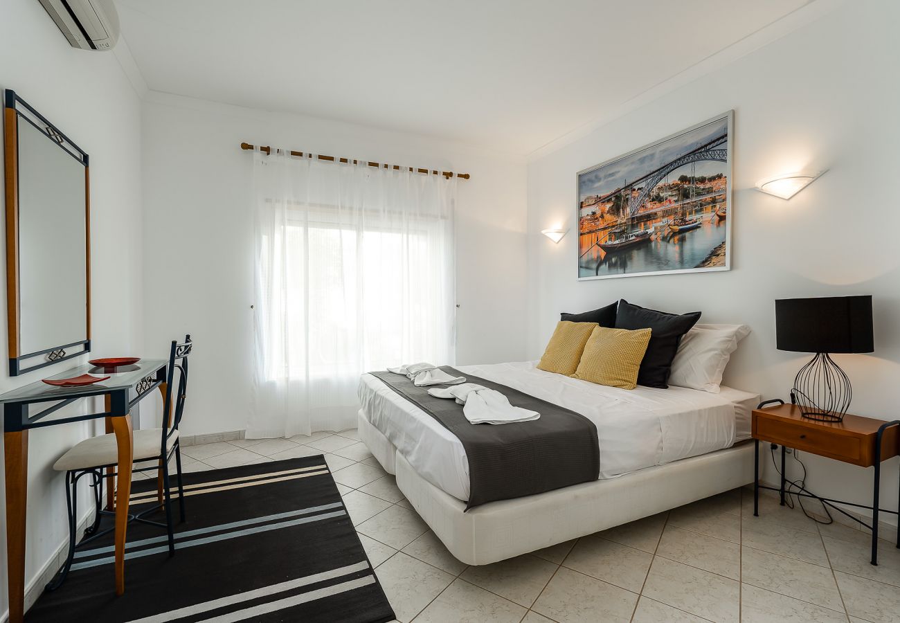 Apartamento en Lagos - Meia Praia Beach: GOLF| Perfect for Families | Entire Apt