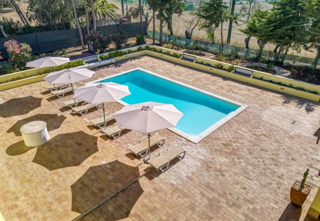 Villa en Lagos - Villa Dean: Private Pool | For Families | AC & WI-FI | Near Golf Course