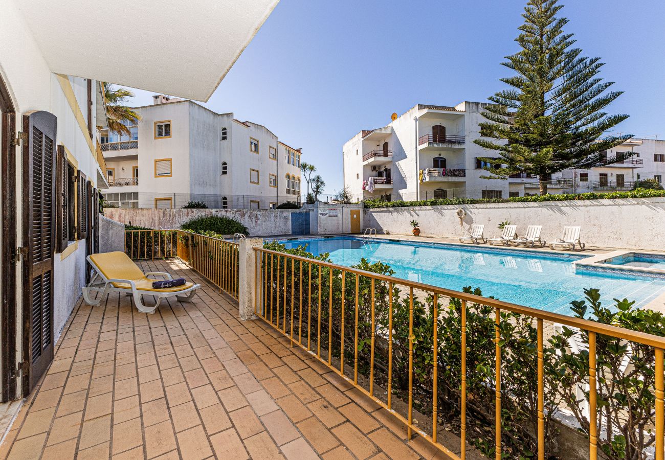 Apartamento en Lagos - Moinhos: Location | Pool | Families and Couples 