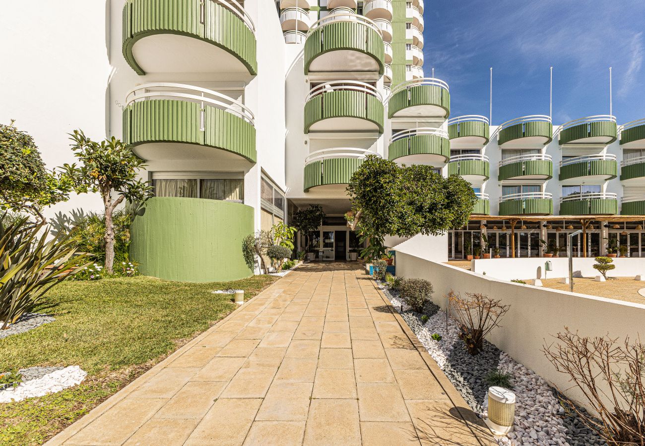 Apartamento en Portimão - Torre Verde - Sea View | Pool & AC