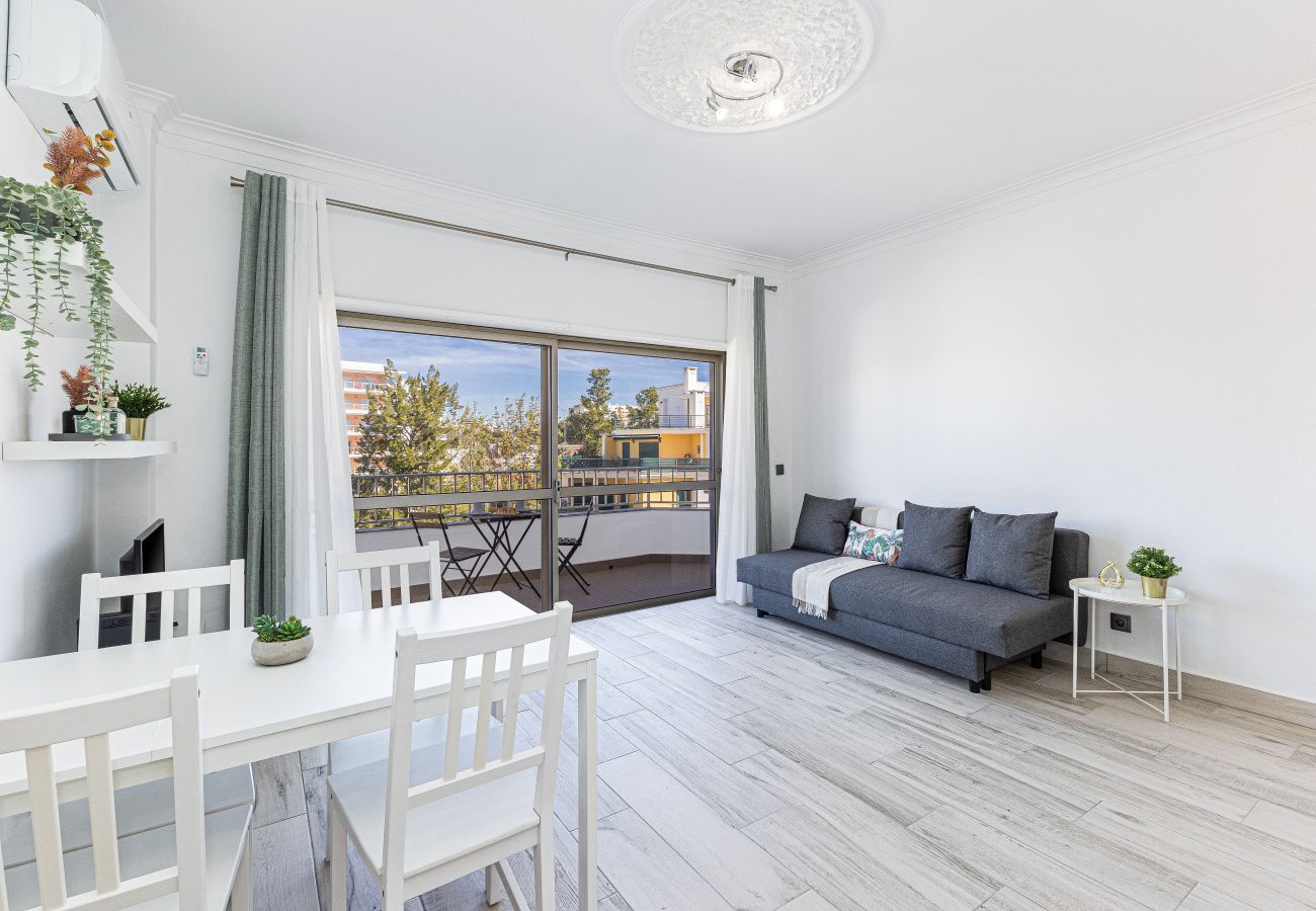 Apartamento en Portimão - Praia da Rocha | AC | PET Friendly | Near the beach