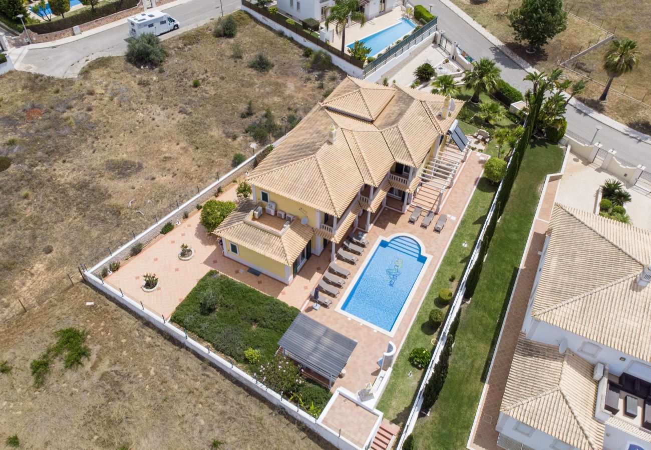 Villa en Albufeira - Villa Iris | 5 Dormitorios | Premium | Galé