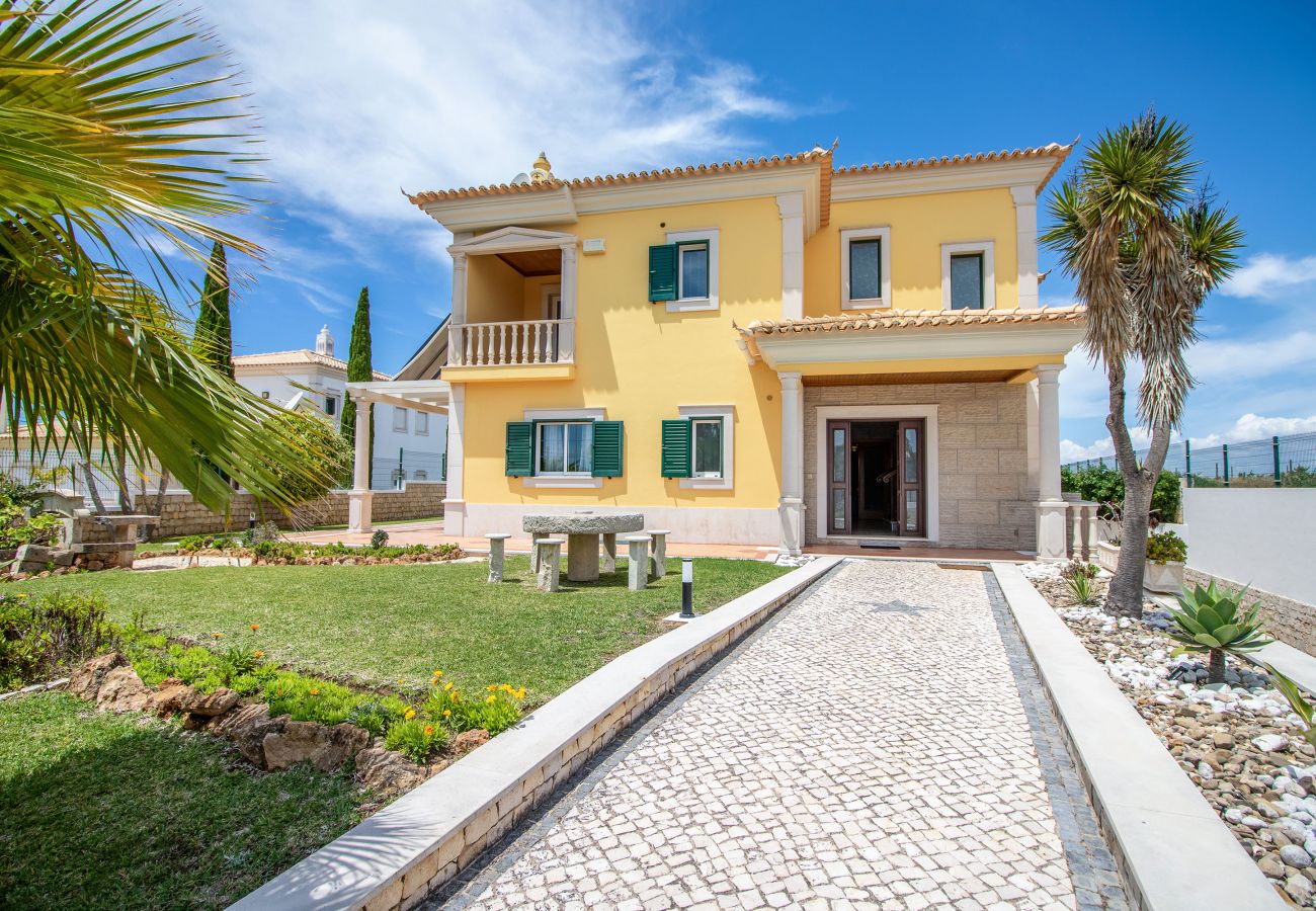 Villa en Albufeira - Villa Iris | 5 Dormitorios | Premium | Galé