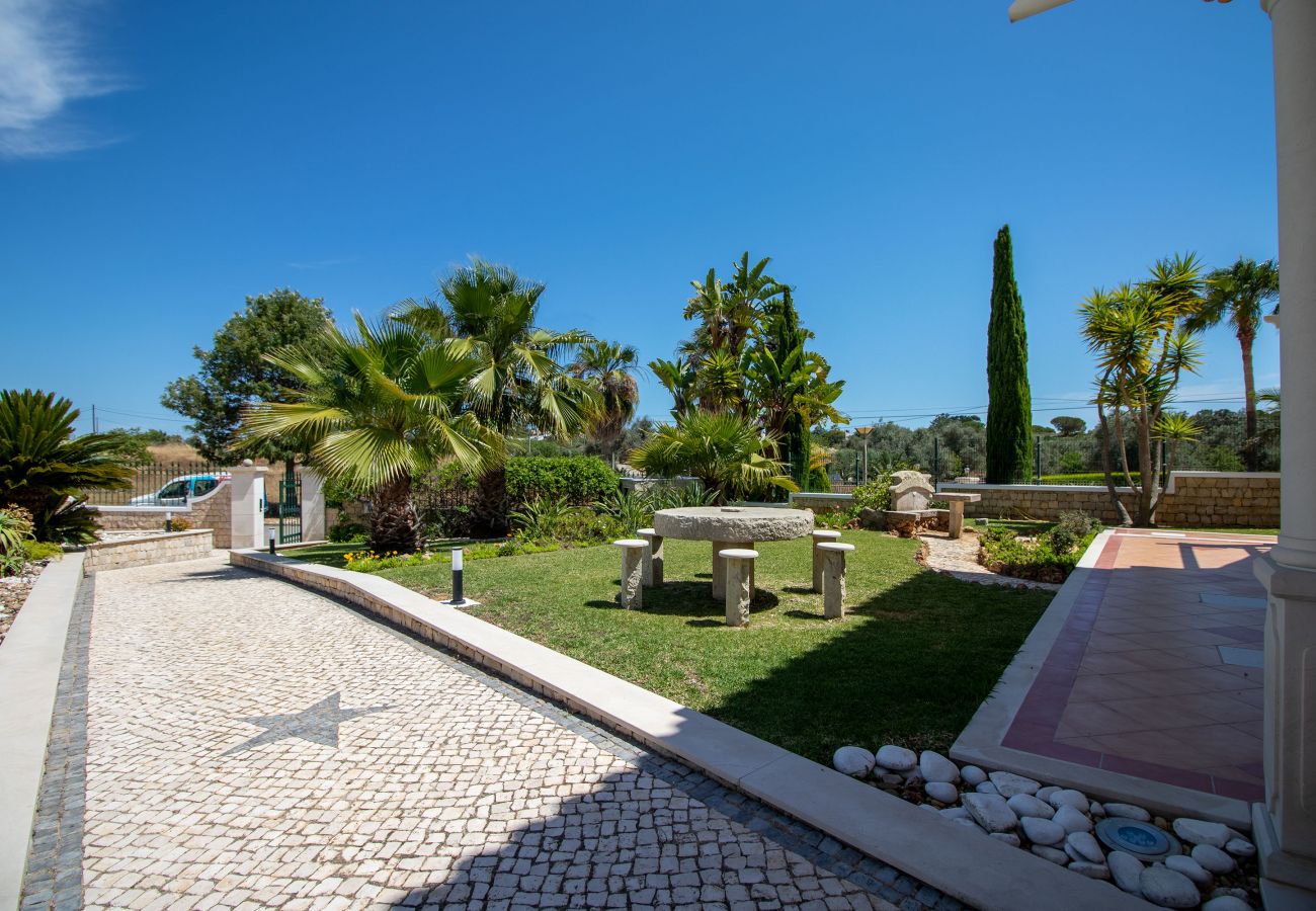 Villa en Albufeira - Villa Iris | 5 Dormitorios | Premium | Galé