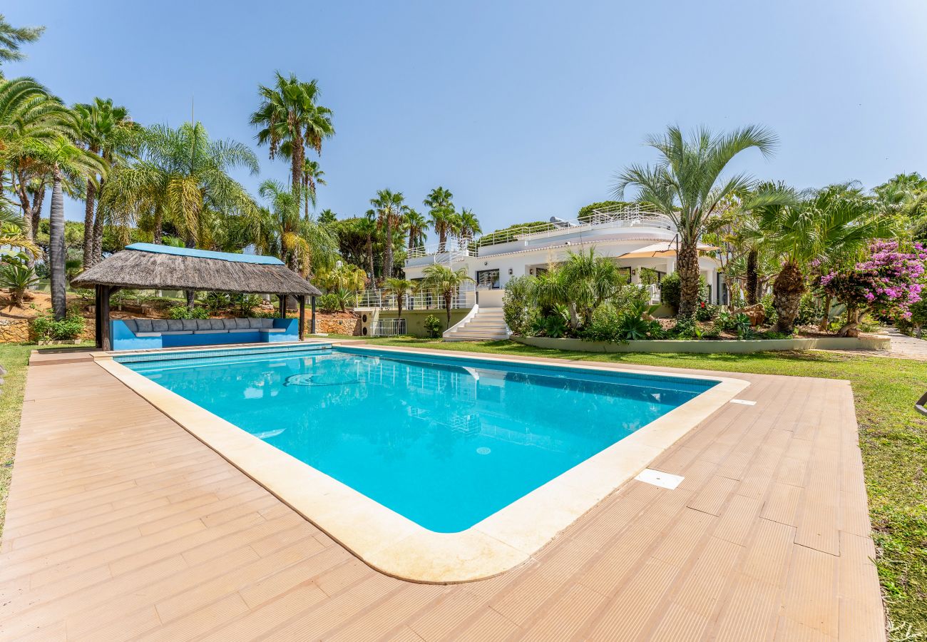 Villa en Vilamoura - Villa Natura | 6 Dormitorios | Espectacular Villa con Amplio Jardín  | Vilamoura