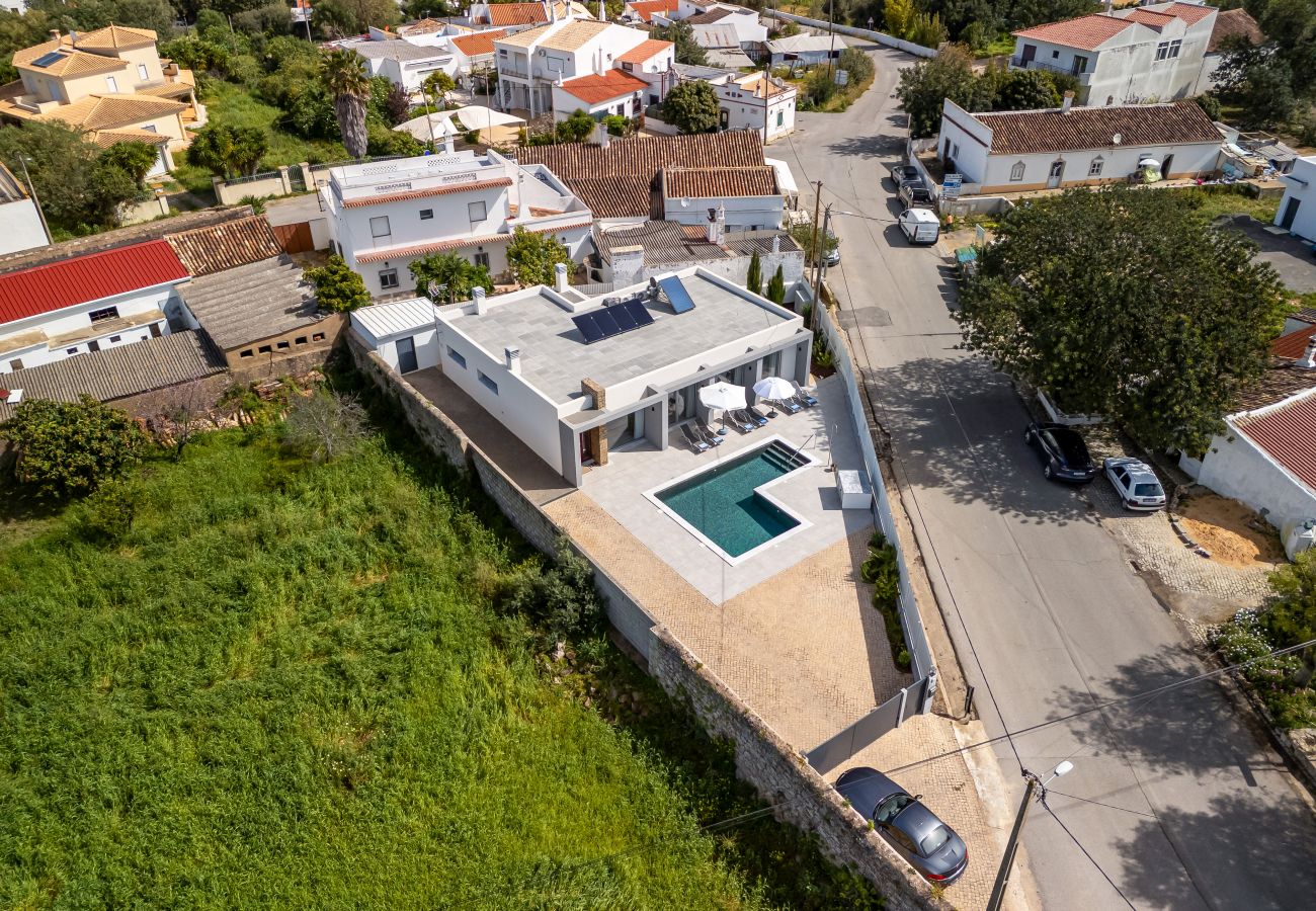 Villa en Faro - Villa Almargens | 3 Dormitorios | Campo | São Brás Alportel