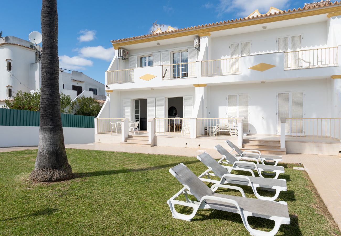 Casa adosada en Albufeira - Casa Sal | 4 Dormitorios  | Central | Olhos de Água