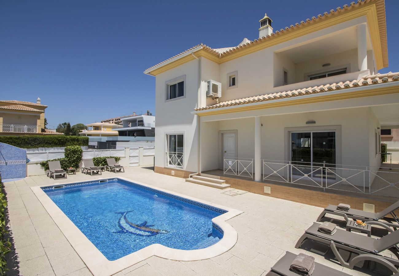 Villa à Galé - Villa Maresia | 4 Chambres | Proche de la Plage | Galé