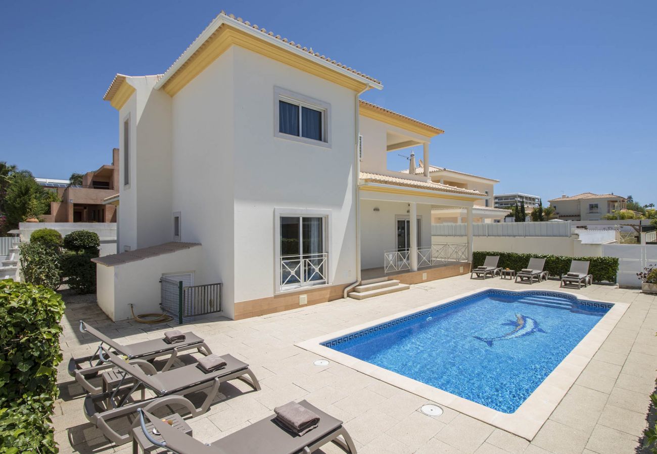 Villa à Galé - Villa Maresia | 4 Chambres | Proche de la Plage | Galé