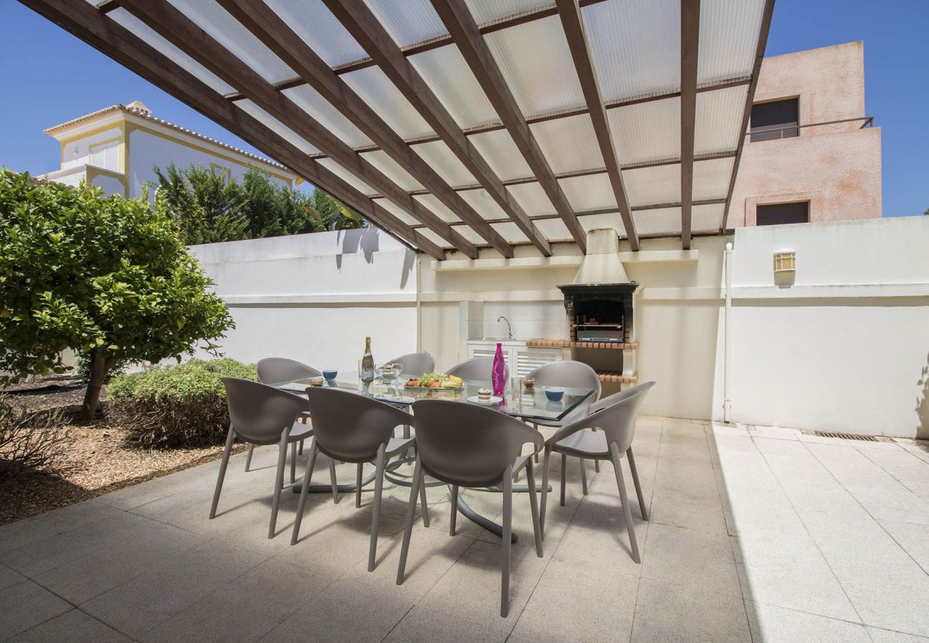 Villa à Galé - Villa Maresia | 4 Chambres | Proche de la Plage | Galé