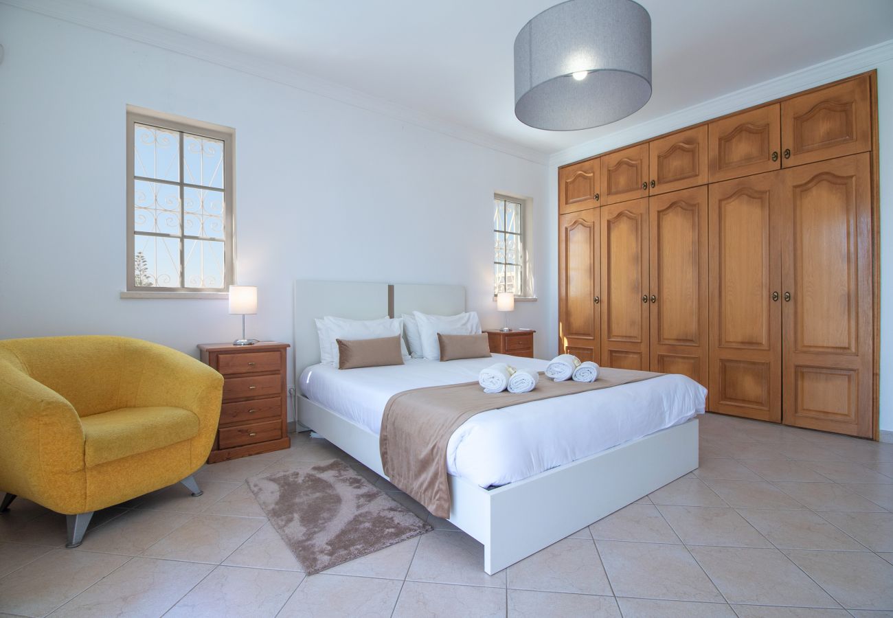 Villa à Galé - Villa Azul | 4 Chambres | Proche de la Plage | Galé