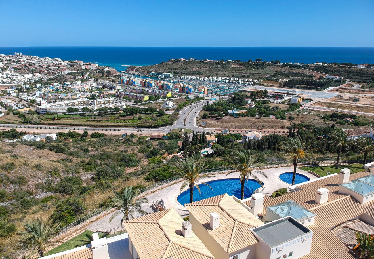 Maison à Albufeira - Casa Coral | 3 Chambres | Vue Magnifique | Moderne