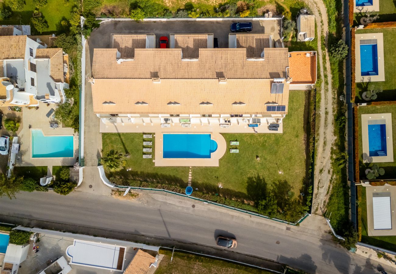 Maison mitoyenne à Albufeira - Casa Pimenta | 5 Chambres | Centrale | Olhos de Água