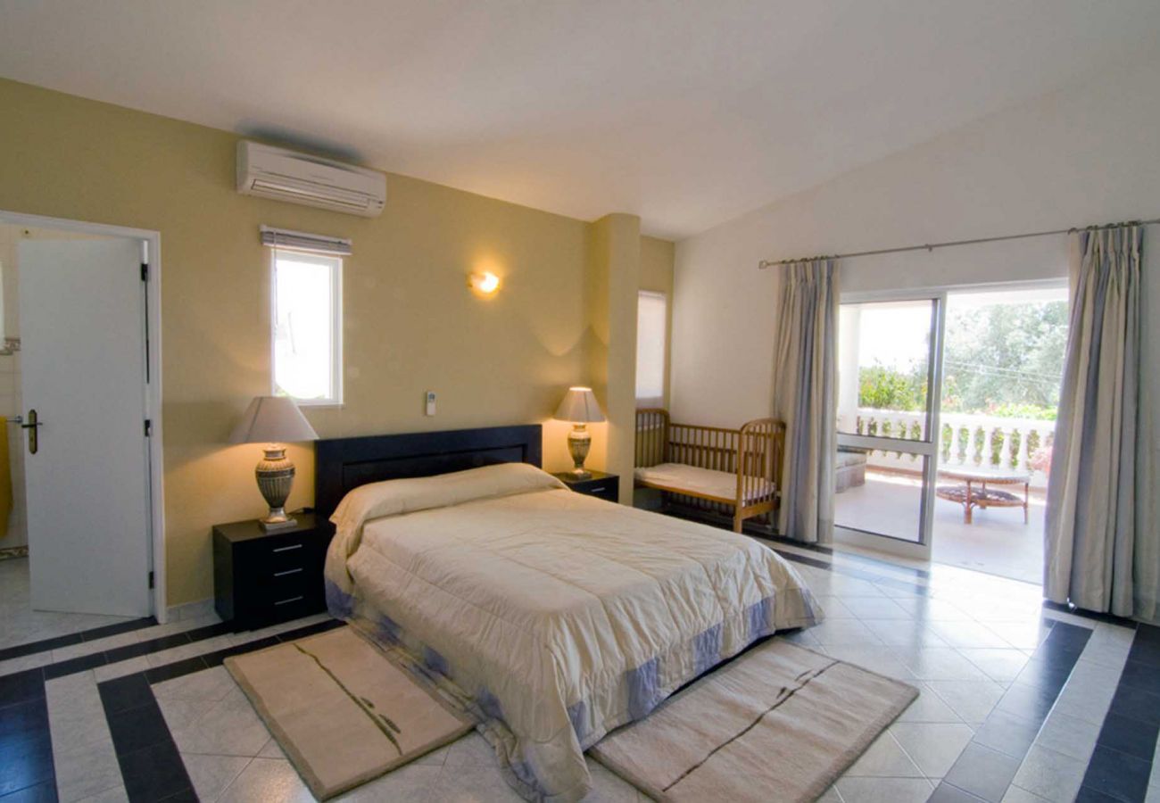 Villa em Albufeira - Villa Jorida | 4 Quartos | Sossegada | Albufeira