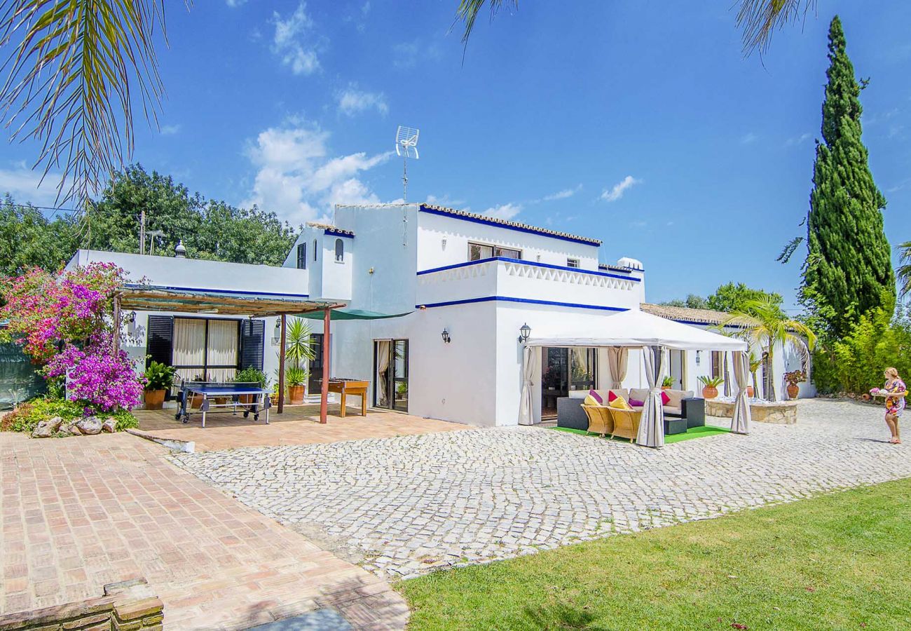 Villa em Loulé - Casa da Avó | 6 Quartos | Casa de Campo | Almancil