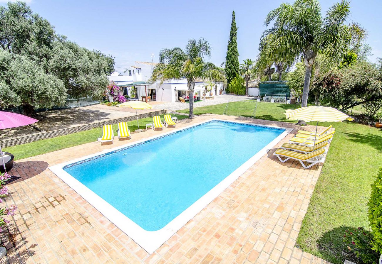 Villa em Loulé - Casa da Avó | 6 Quartos | Casa de Campo | Almancil