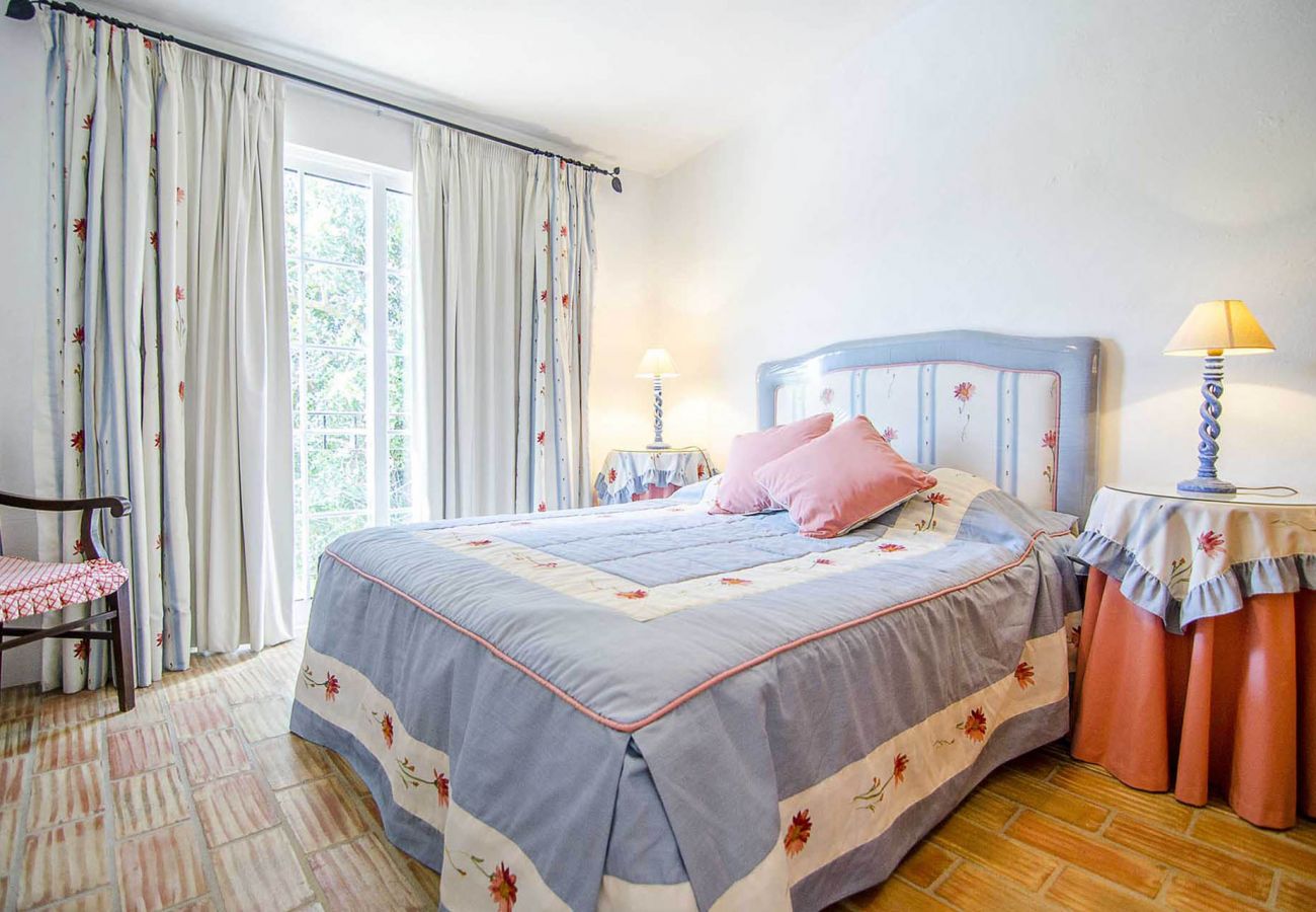 Villa em Almancil - Quinta da Ilda | 6 Quartos | Casa Típica | Almancil 