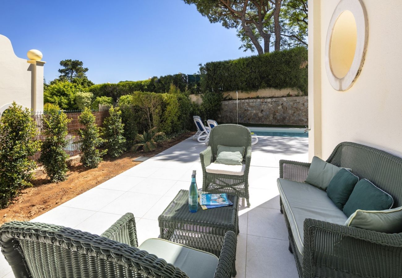 Casa geminada em Quinta do Lago - Casa Altos - 3 Quartos - Pinheiros Altos