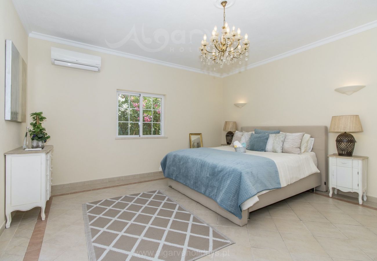 Villa em Vilamoura - Villa Magellan | 4 Quartos | Frente Golfe | Vilamoura