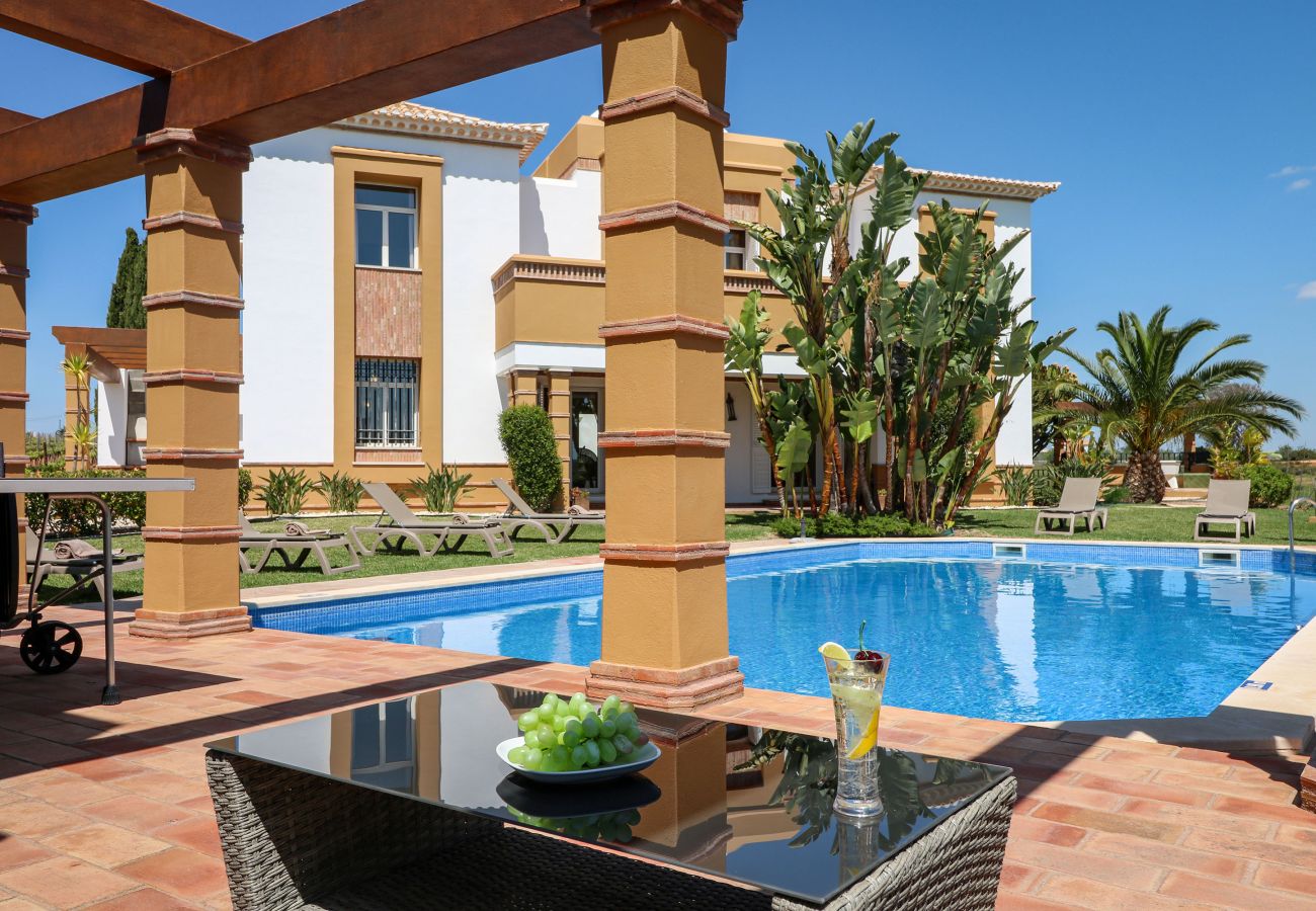 Villa em Albufeira - Quinta Dionysus | 6 Quartos | Vinha Própria | Albufeira