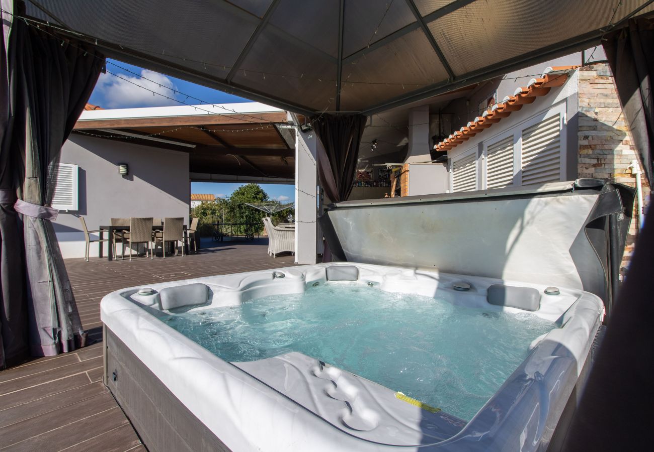 Villa em Loulé - Villa Teixeira | 4 Quartos | Jacuzzi Exterior | Almancil