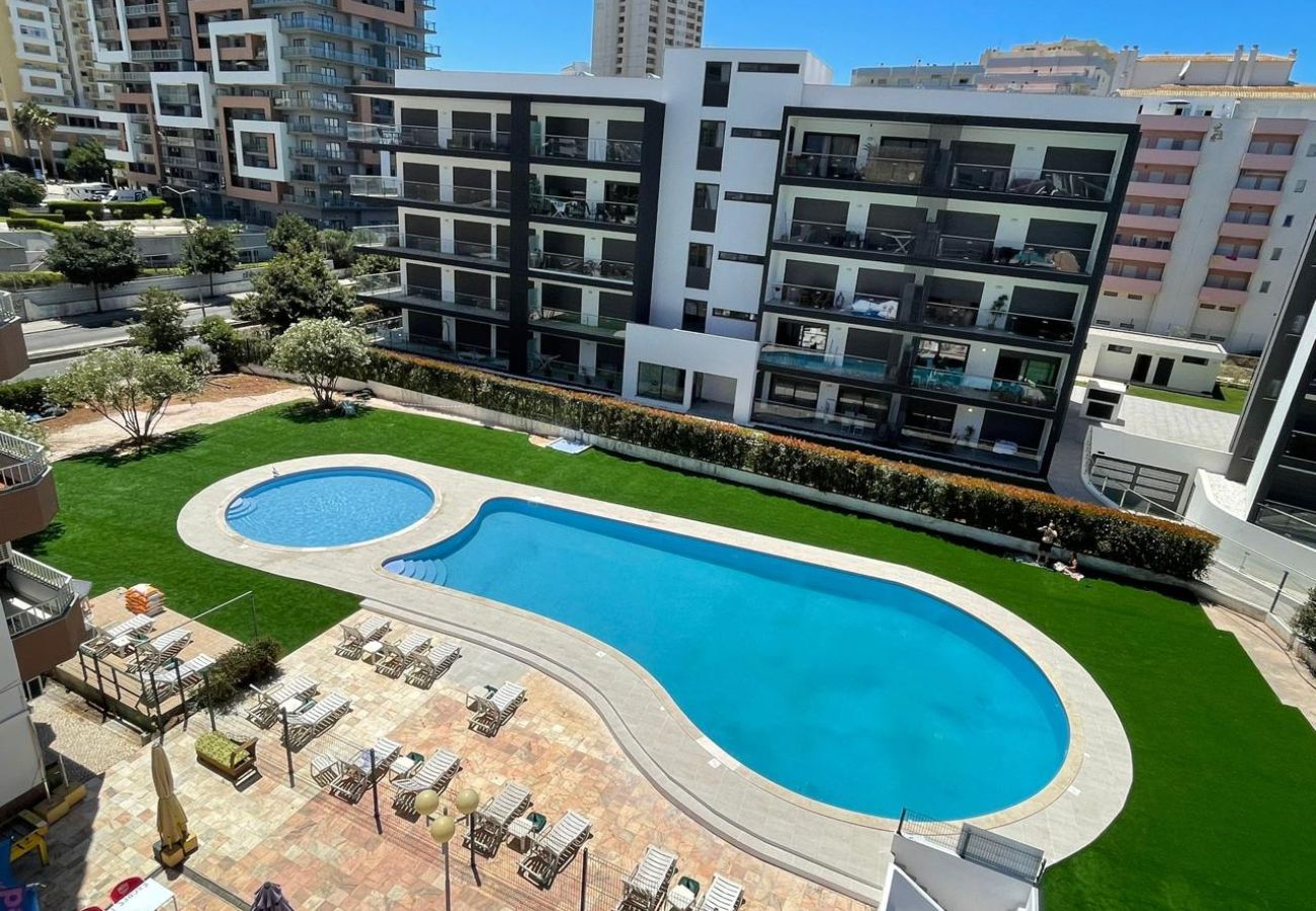 Apartamento em Portimão - Praia da Rocha | AC | PET Friendly | Near the beach