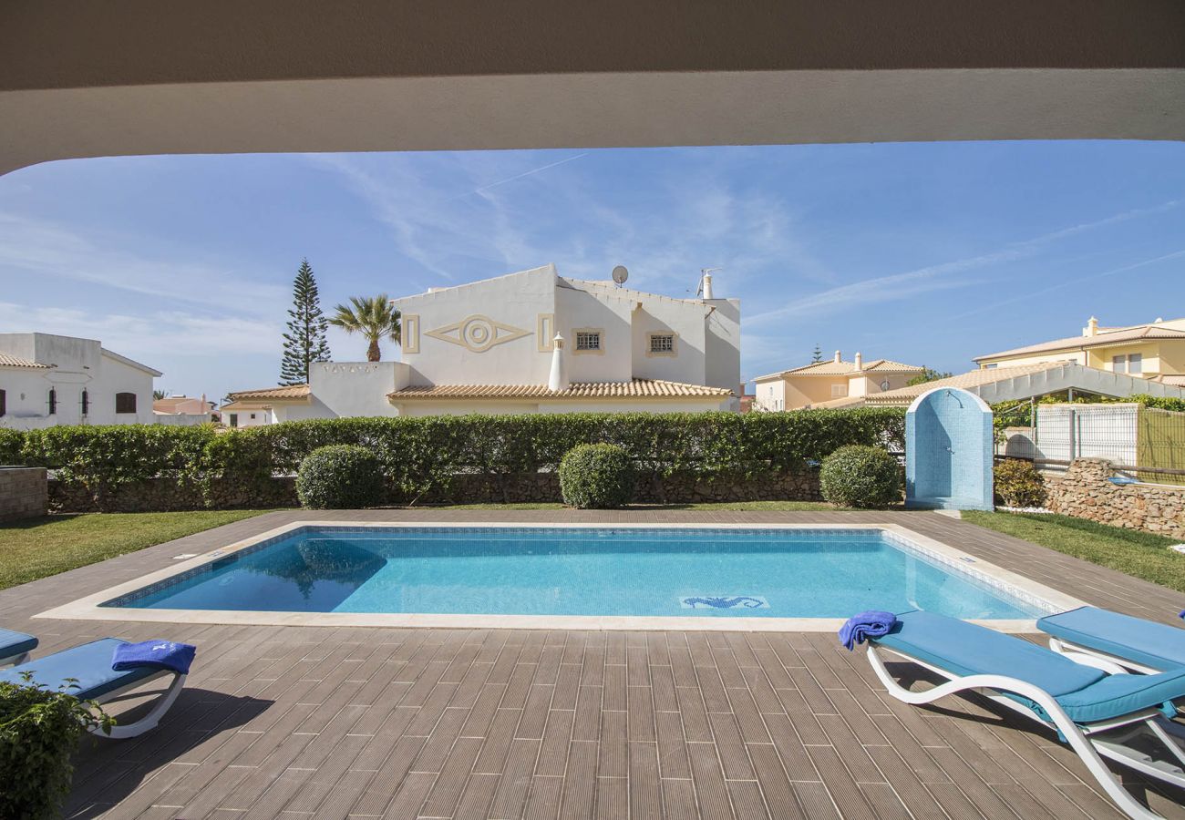 Villa in Galé - Villa Magali | 4 Bedrooms | Walking Distance to Beach | Galé