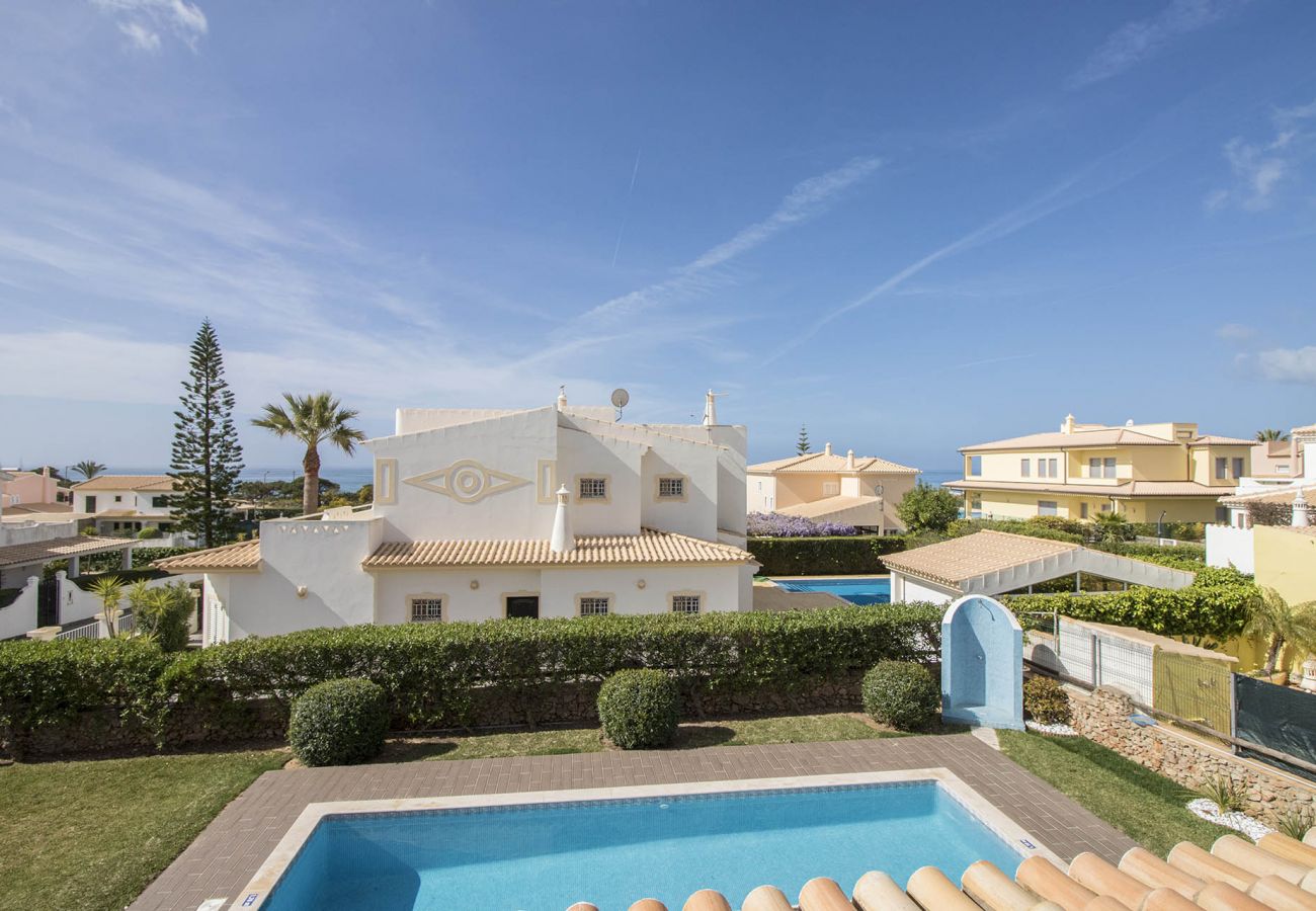 Villa in Galé - Villa Magali | 4 Bedrooms | Walking Distance to Beach | Galé