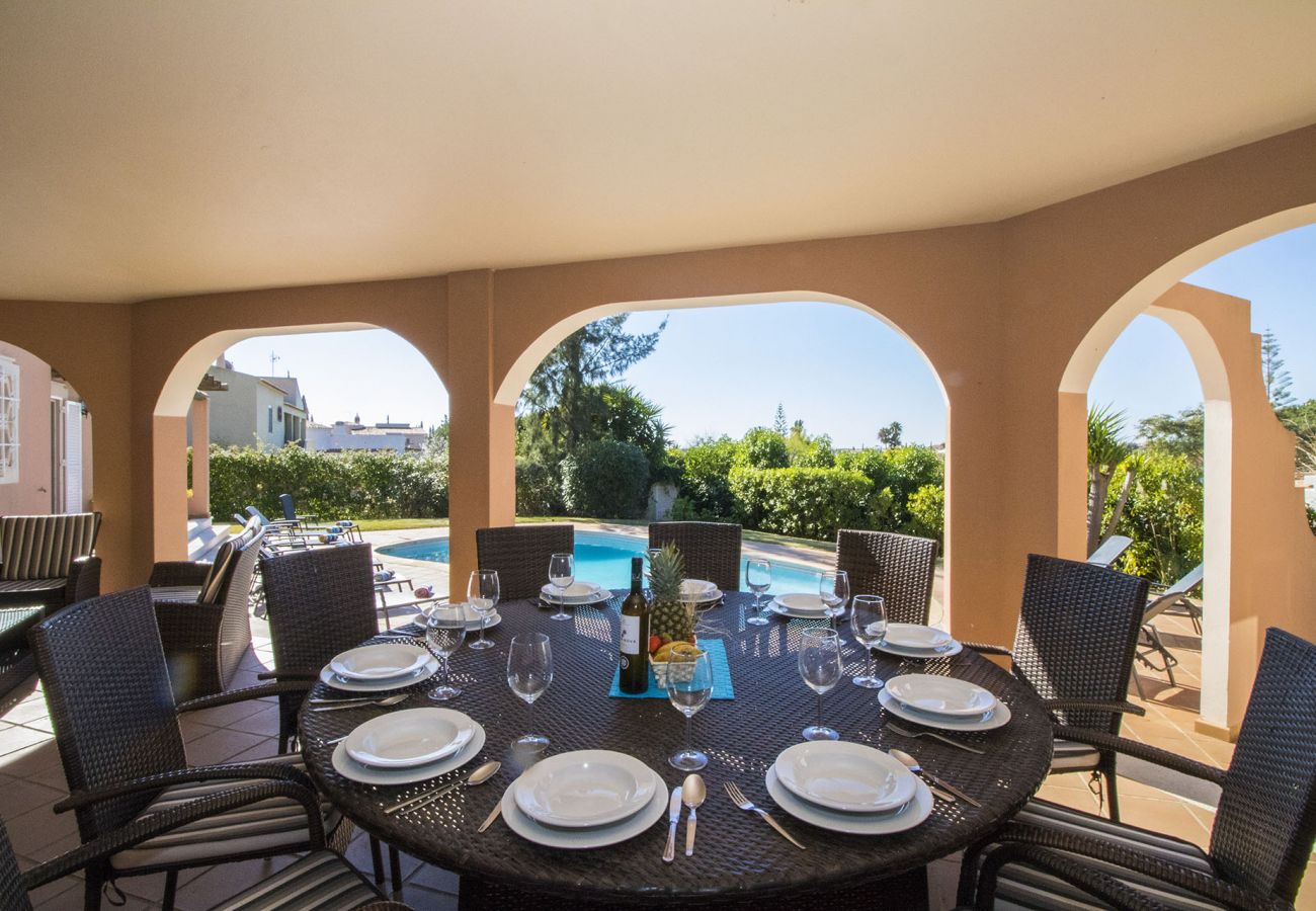 Villa in Vilamoura - Villa Anita | 5 Bedrooms | Private | Vilamoura