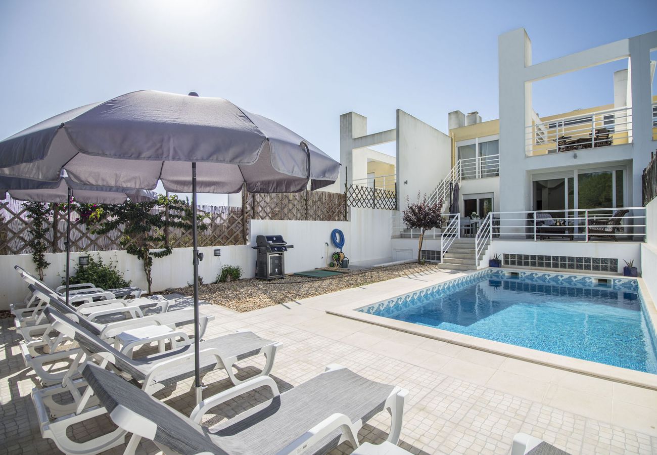 Townhouse in Almancil - Casa Granada | 4 Bedrooms | Private Pool | Varandas do Lago