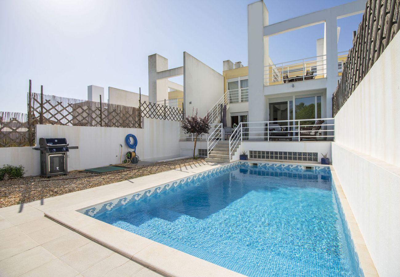 Townhouse in Almancil - Casa Granada | 4 Bedrooms | Private Pool | Varandas do Lago