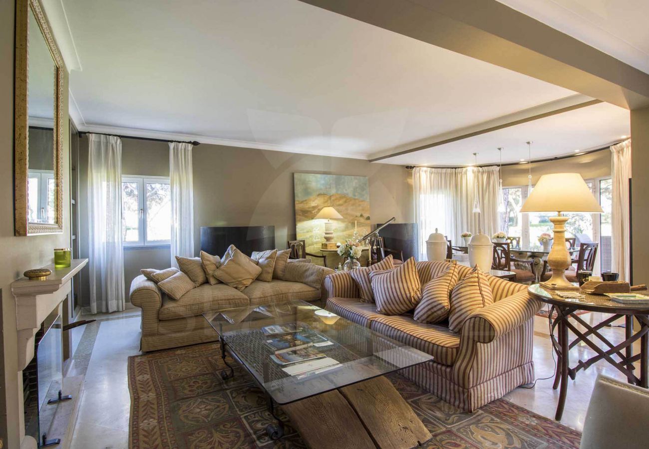 Villa in Vilamoura - Villa Rubi | 6 Bedrooms | Golf Views | Vilamoura