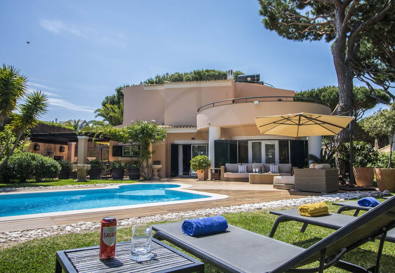 Villa in Vilamoura - Villa Rubi | 6 Bedrooms | Golf Views | Vilamoura