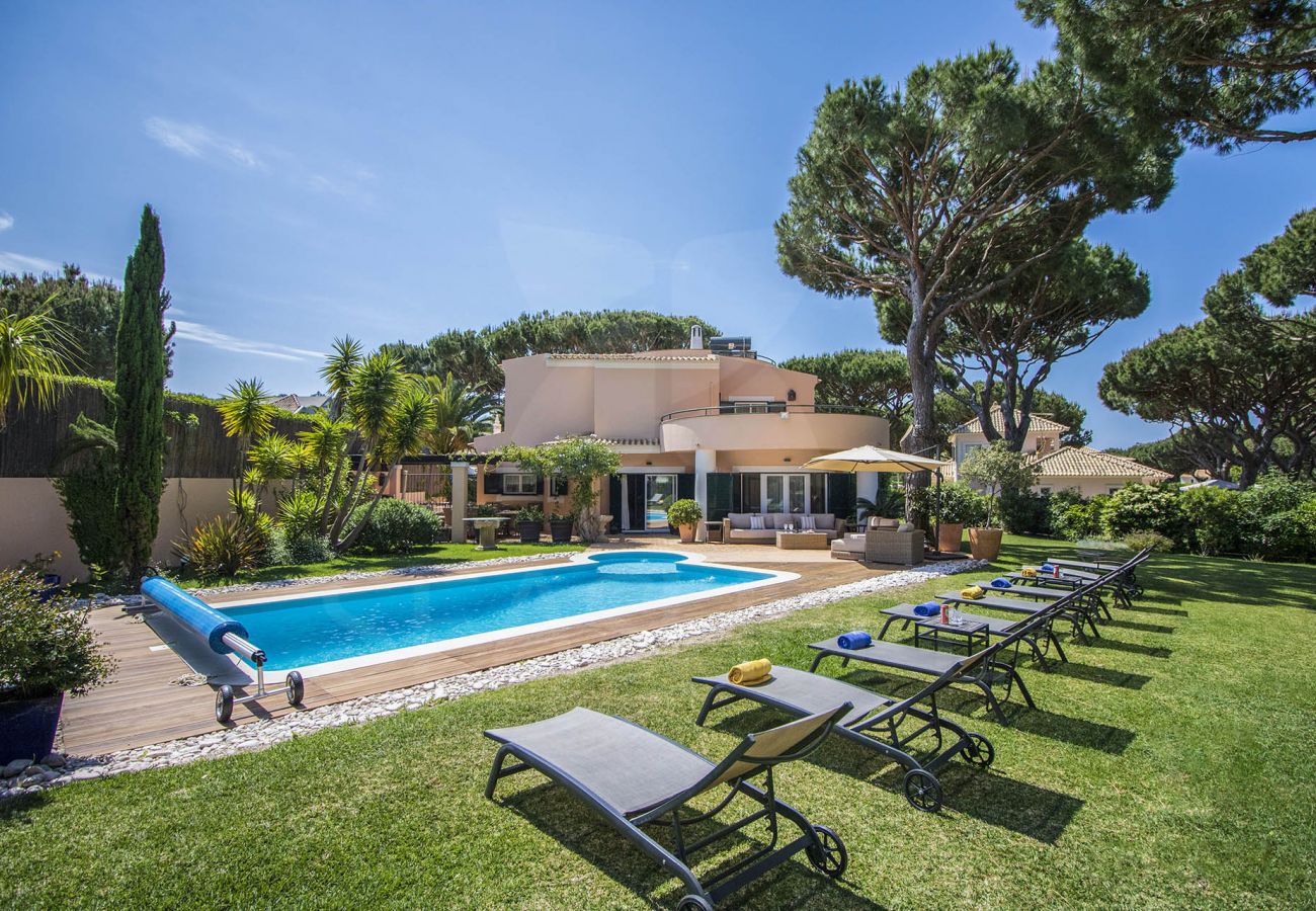 Villa in Vilamoura - Villa Rubi | 6 Bedrooms | Golf Views | Vilamoura