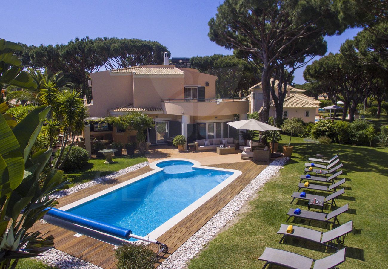 Villa in Vilamoura - Villa Rubi | 6 Bedrooms | Golf Views | Vilamoura