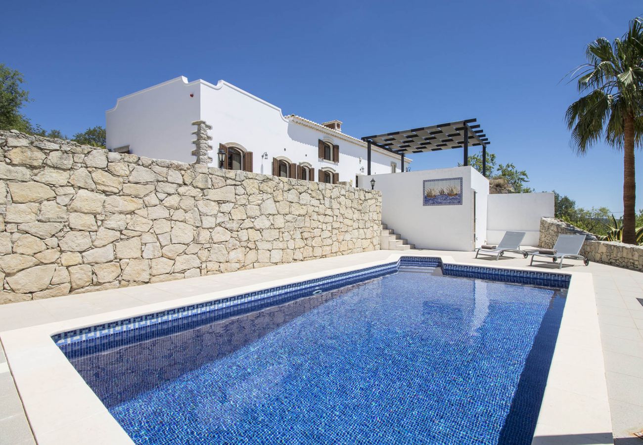 Villa in Loulé - Villa Angel | 2 Bedrooms | Panoramic Views | Parragil