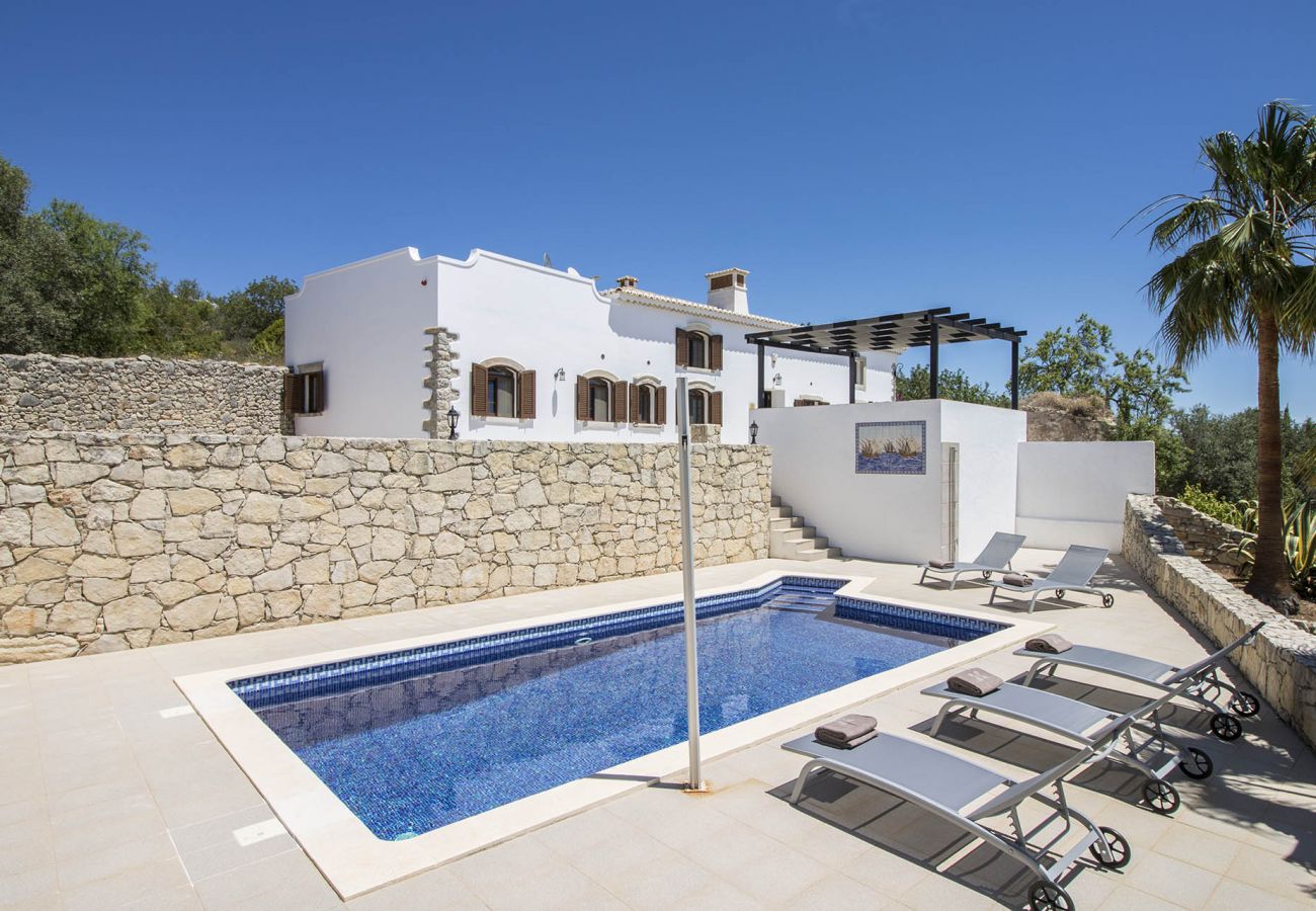 Villa in Loulé - Villa Angel | 2 Bedrooms | Panoramic Views | Parragil