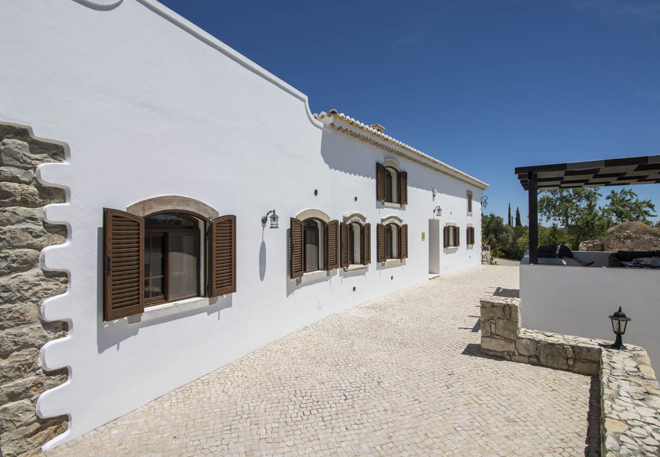 Villa in Loulé - Villa Angel | 2 Bedrooms | Panoramic Views | Parragil