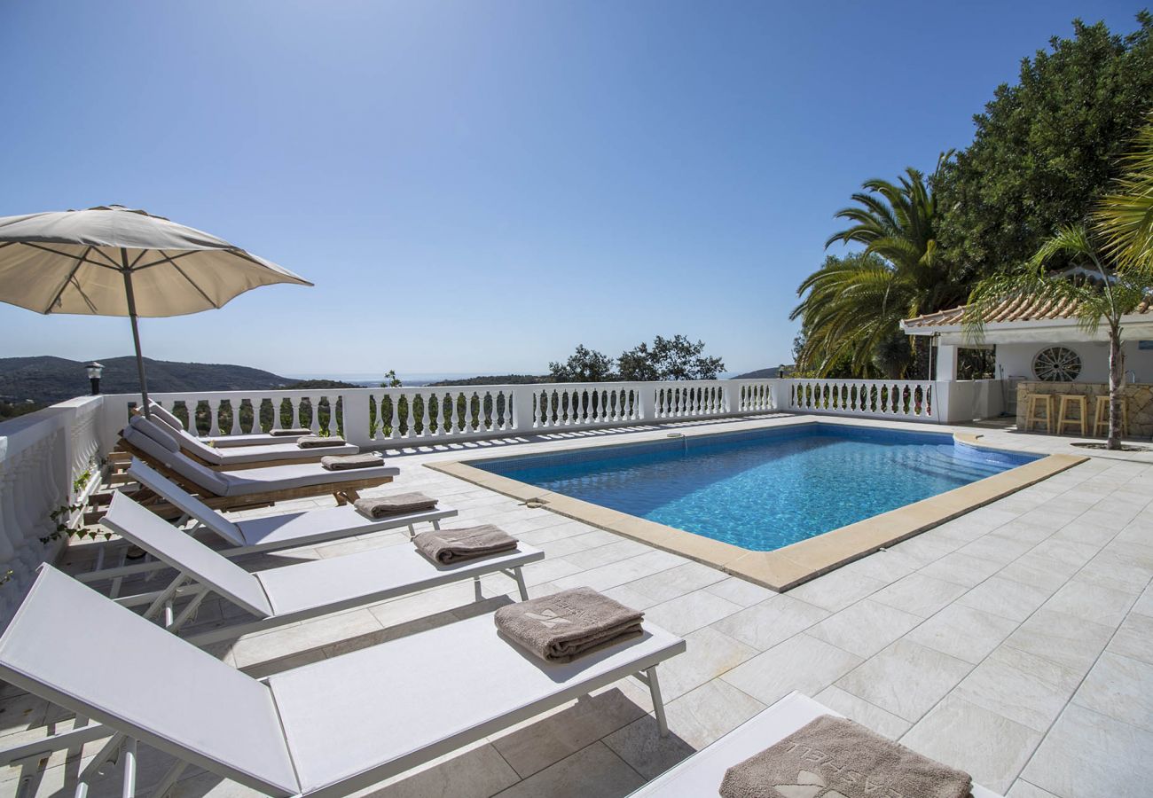 Villa in Faro - Villa Caribe | 5 Bedrooms | Panoramic Views | São Brás