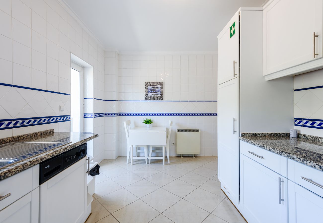 Apartment in Albufeira - Amazing Apartment in Albfueira