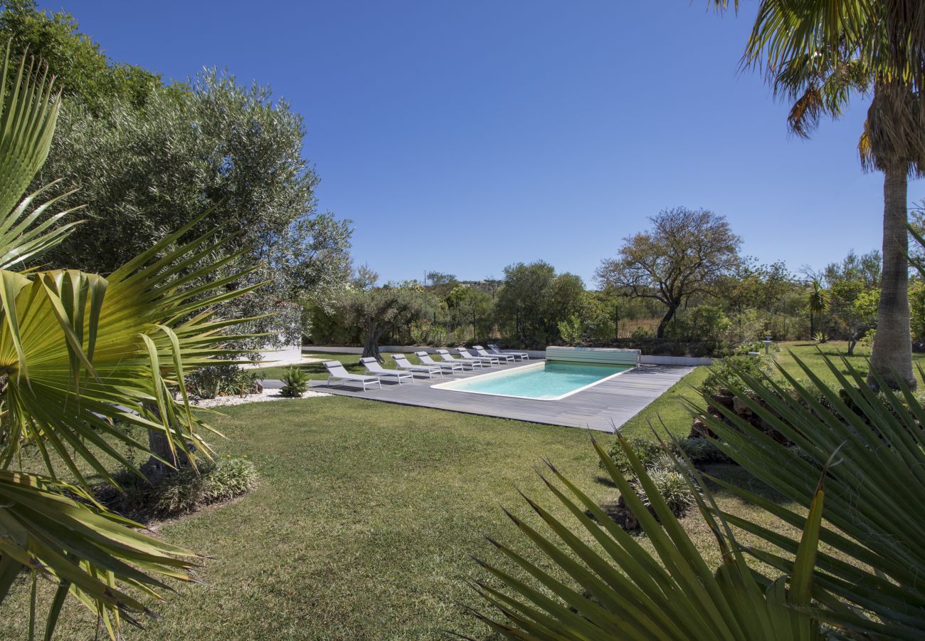 Villa in Loulé - Villa Isabelle | 4 Bedrooms | Total Privacy | Loulé