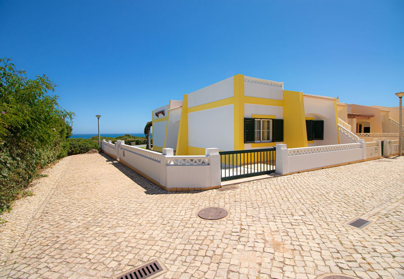 Townhouse in Lagoa - Casa Benagil Mar | 2 Bedrooms | Sea View | Benagil