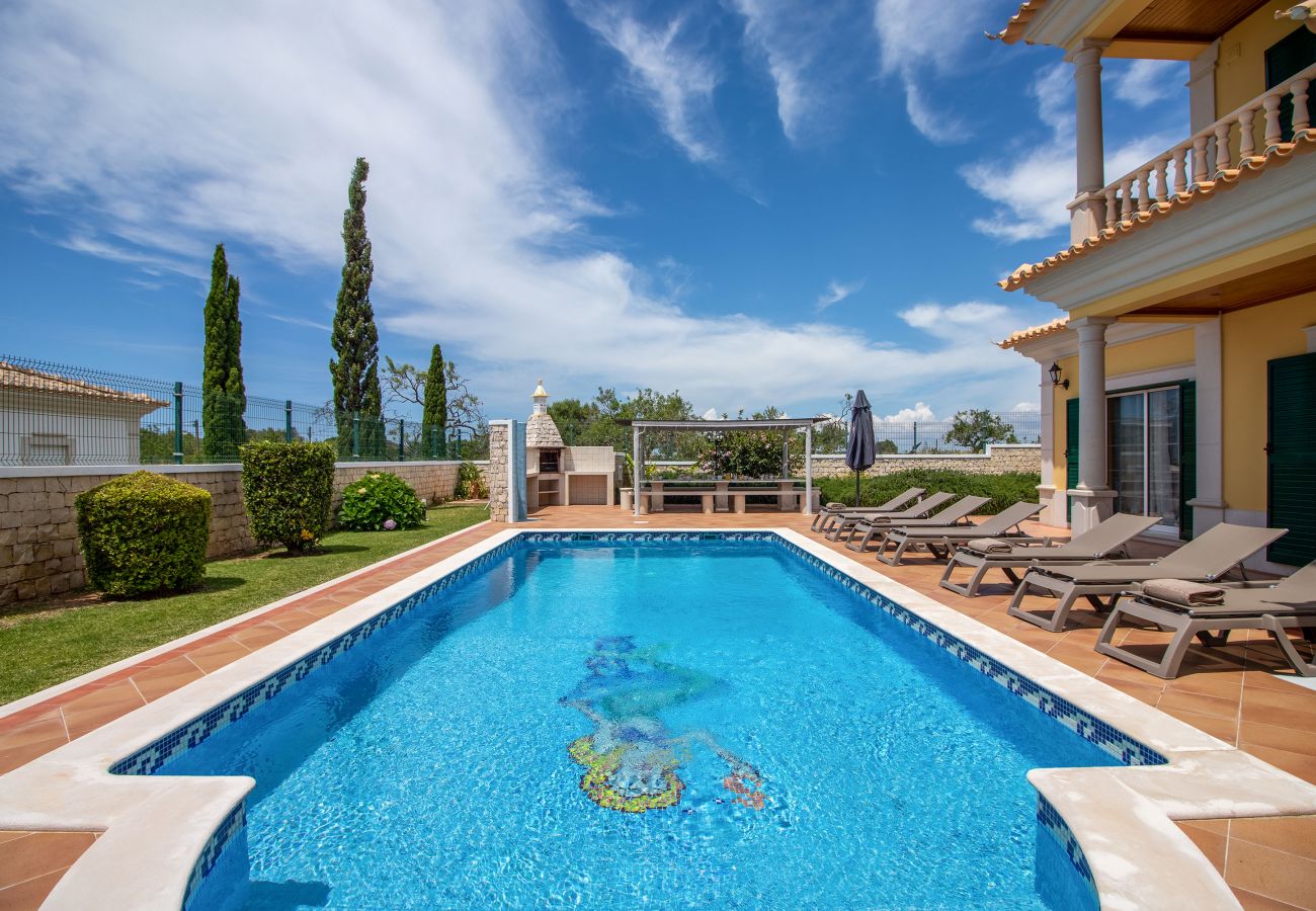 Villa in Albufeira - Villa Iris | 5 Bedrooms | Premium | Galé